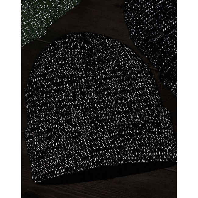 Reflective beanie black marimea one size